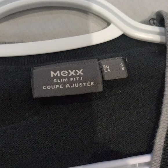 Mexx Button Up Vest - Picture 3 of 4